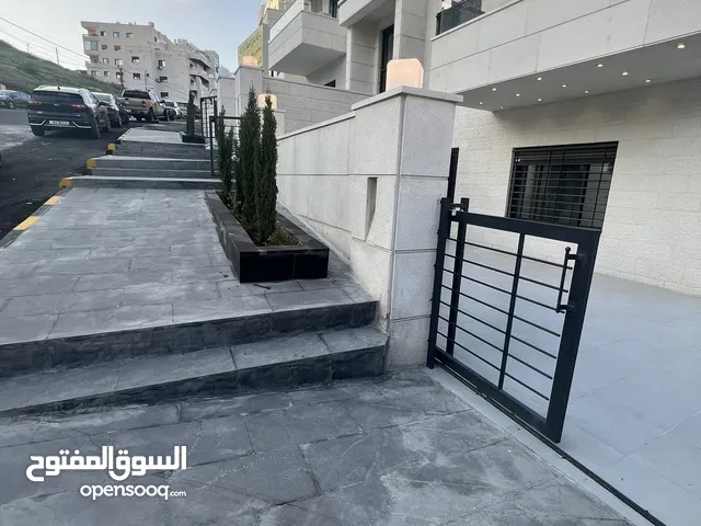 160 m2 3 Bedrooms Apartments for Sale in Amman Abdoun