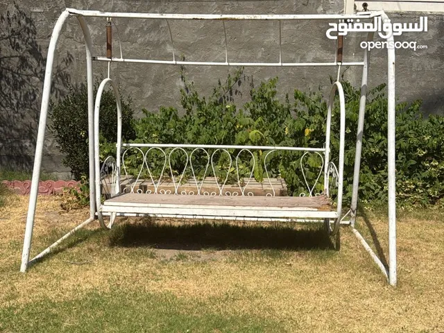 السلام عليكم أغراض للبيع اسل وجاوببغداد