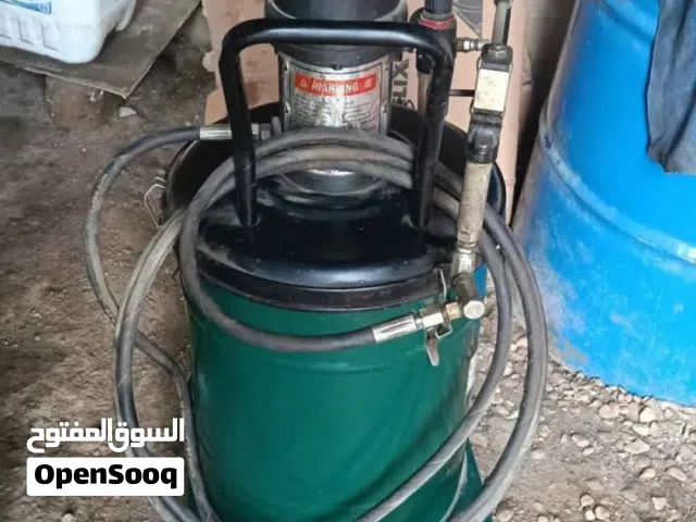 كمبروسر 300 / مشحمة 60 ك/ طرنبة سحب /مكنة شفط/ مزيتة