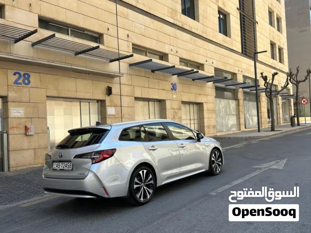 2018 تويوتا كورولا Hybrid
