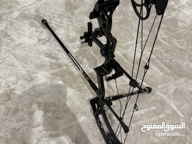 قوس احترافي Sanlida X9 Compound Bow (معاه 6 أسهم كربونية)     Professional arc (with 6 arrows)