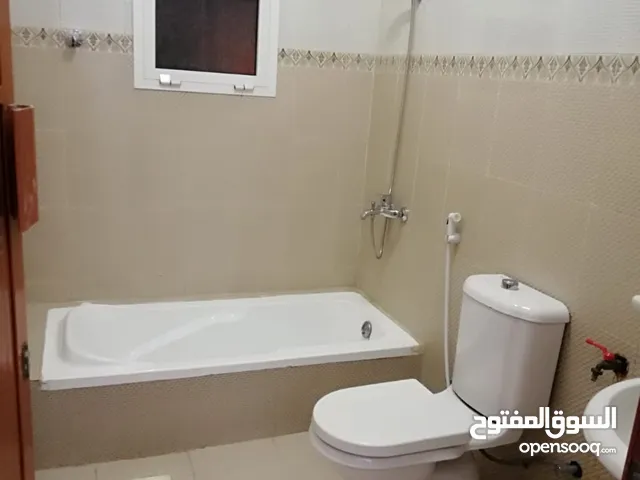 Apartment for rent 2nd floor in Al Mawaleh South