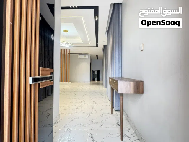 480 m2 More than 6 bedrooms Villa for Rent in Muscat Al Khoud