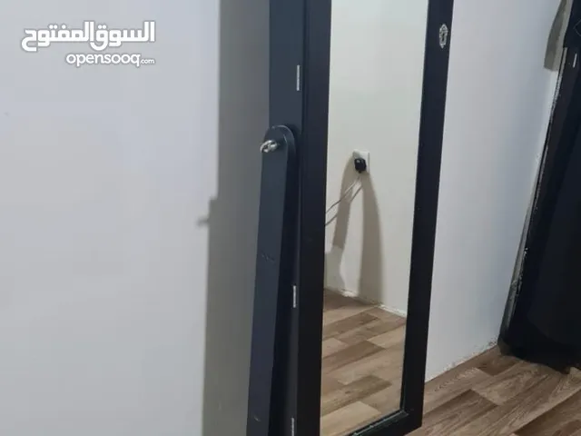 مراية دولاب اكسسوارات