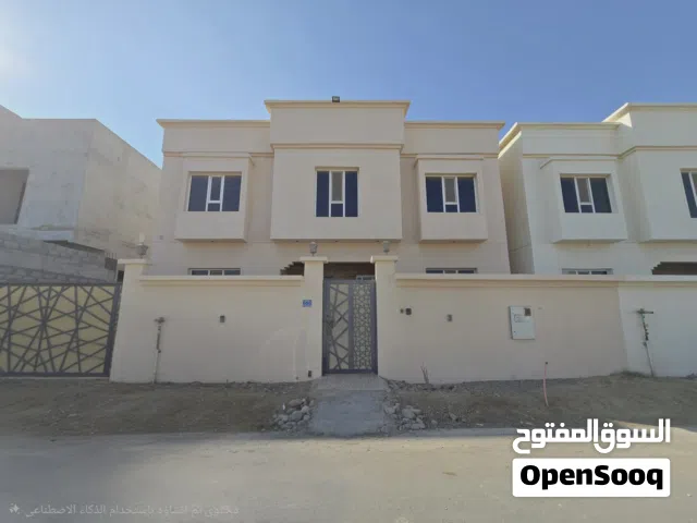 350 m2 5 Bedrooms Villa for Rent in Muscat Seeb