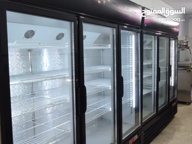 ثلاجات عرض ثلاث ابواب بحال الوكالة بأسعار منافسة