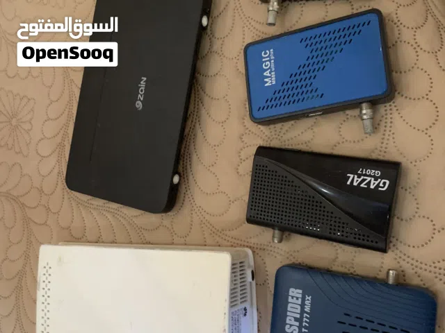 مجموعة ريسيفرات و اجهزة واي فاي للبيع بسعر حرق بس ب 10كلو شغال