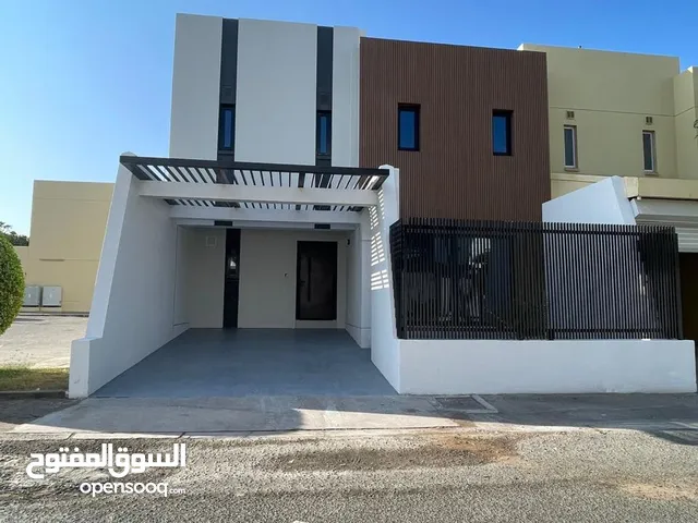 145 m2 3 Bedrooms Townhouse for Rent in Muscat Madinat As Sultan Qaboos