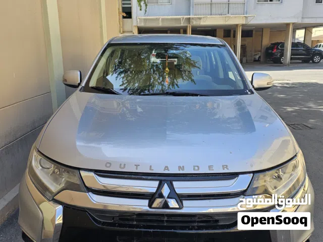 Mitsubishi Outlander 2017, negotiable price