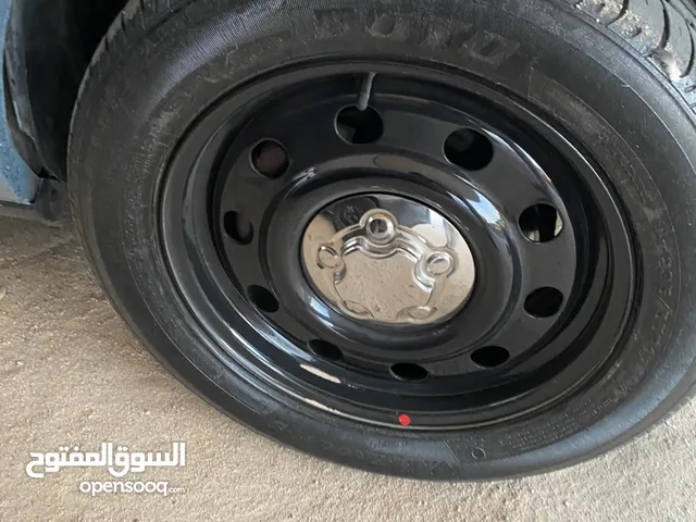 جنوط فورد فكتوريا جدد طقم كامل م كملن اسبوع مثل مهب موضح لكم بالصوره