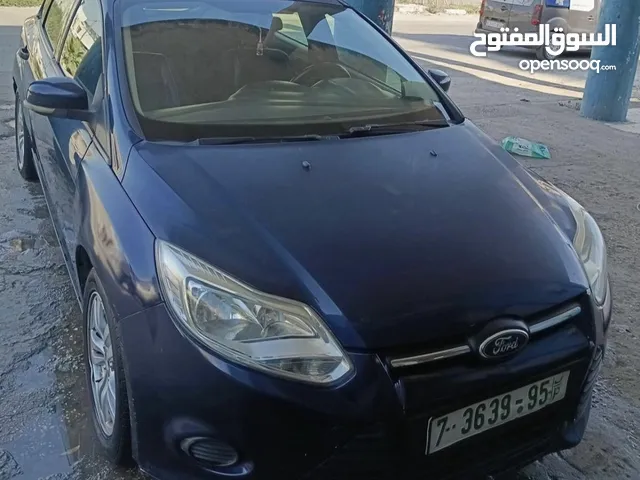 فورد فوكس 2013 ع الكاش