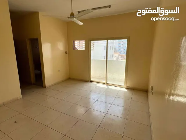900 ft² 1 Bedroom Apartments for Rent in Ajman Al Naemiyah
