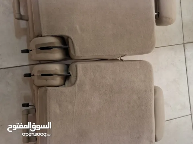 كراسي سيارة gmc يوكن 2 مقعدين كرسين من2007 الي 2014 حالة كراسي جديده نظيفه