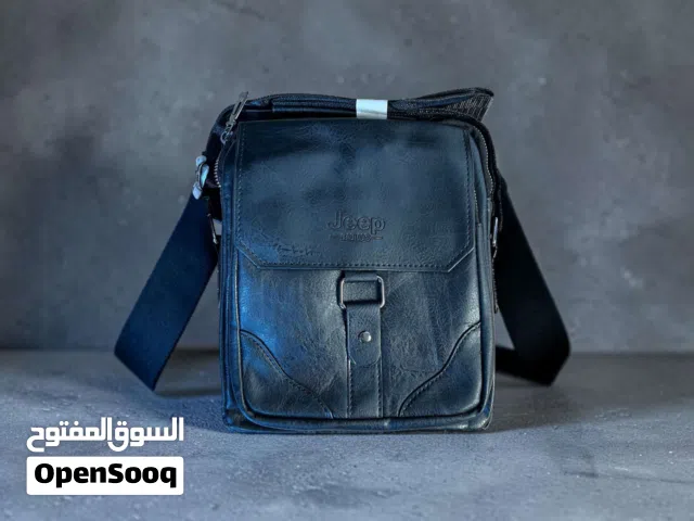 حقيبة Jeep الغنيه عن تعريف