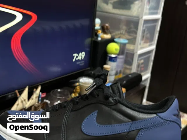 Nike jordan 1 low og midnight navy size 8US brand new