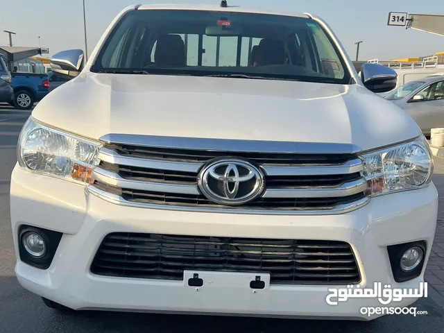 Toyota Hilux 2019 in Sharjah