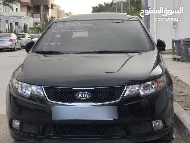 Used Kia Cerato in Tripoli