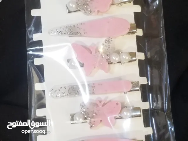 مشغولات من الريزن وميداليات وغيره