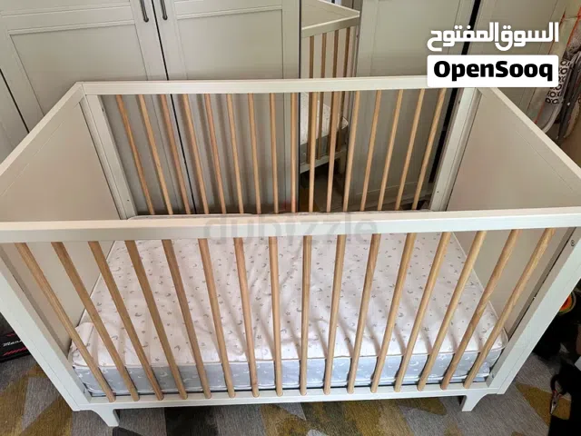 Pottery Barn Kids 2-in-1 Toddler Bed with mattress