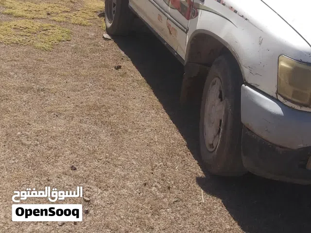 هيلوكس صيني غمارتين 2004