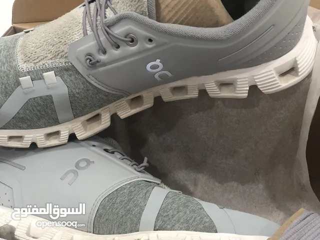 44.5 Casual Shoes in Kuwait City