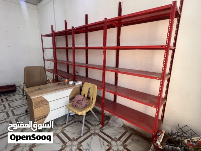 رفوف حديد استعمال قليل