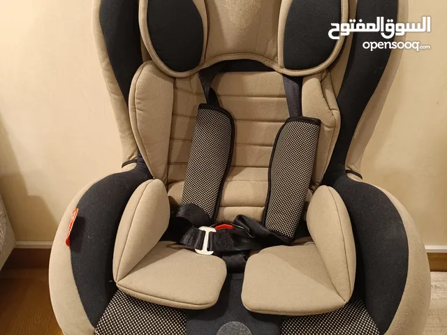 كرسي أطفال جونيورز للسيارة