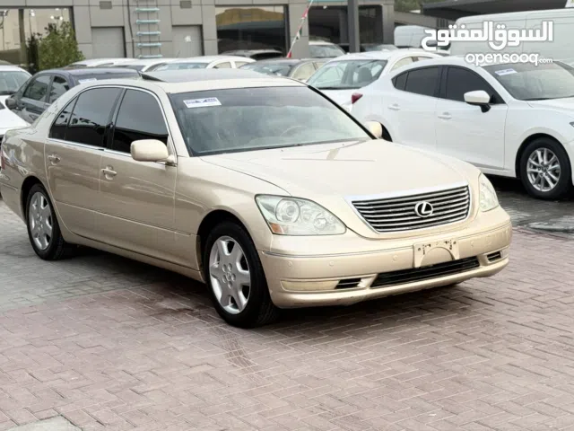 Used Lexus LS in Ajman