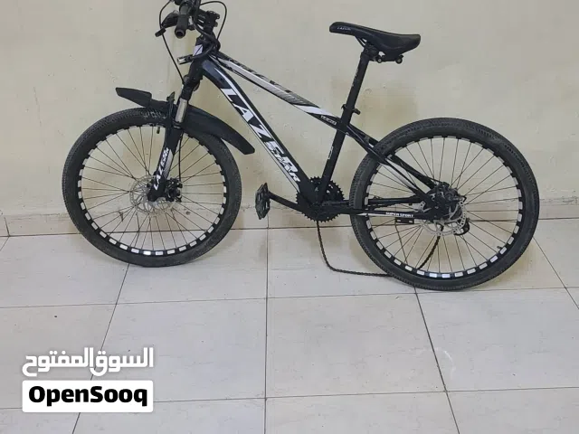سيكل نضيف و جدا و فيها مشكلة بسيطة بالقير مناسب للأطفال من عمر 12 إلى 15