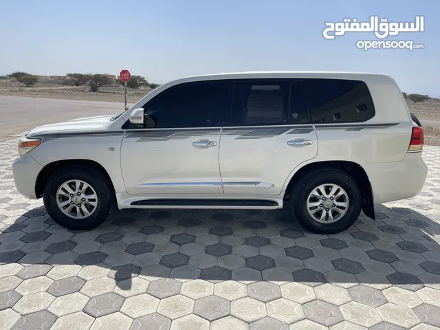 Used Toyota Land Cruiser in Al Batinah