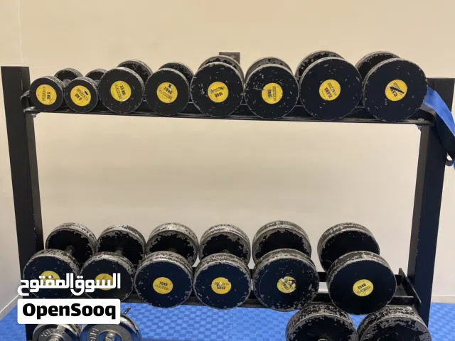 نادي حديد متكامل للبيع مع الاوزان