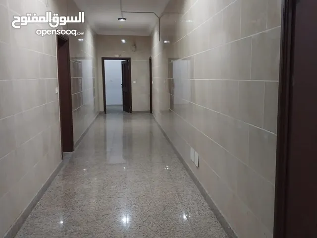 210 m2 3 Bedrooms Apartments for Rent in Jeddah Al Bawadi