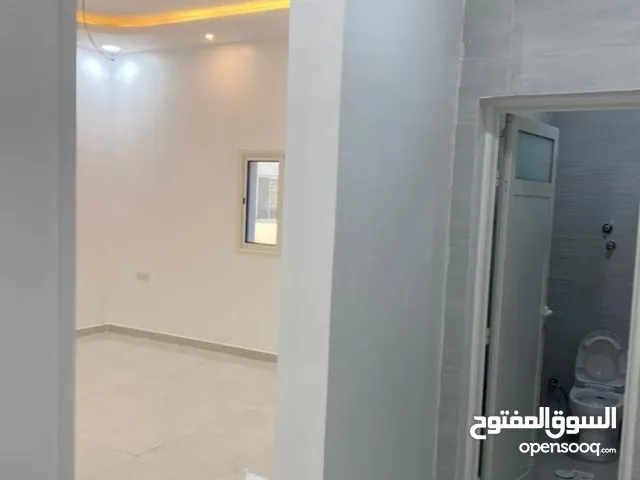 86 ft 4 Bedrooms Apartments for Rent in Mecca Batha Quraysh