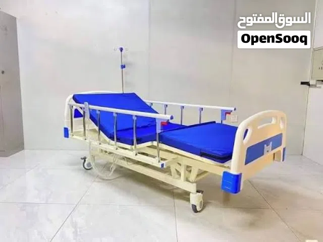 سرير طبي كهربائي متحرك جميع الحركات للايجار او البيع
