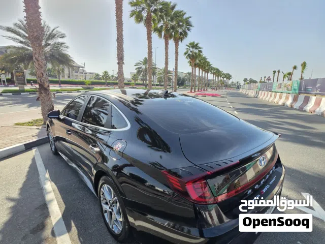 2022 هيونداي سوناتا Standard