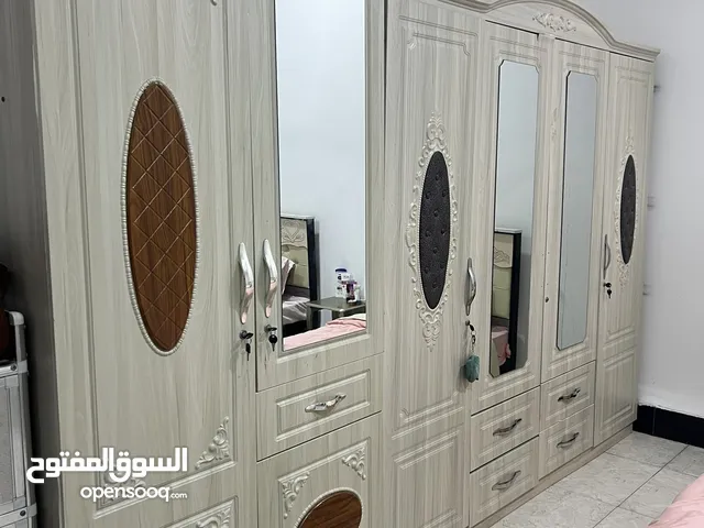 كنتور عدد 2 الكنتور الاول بابين و الكنتور الثاني 4 أبواب نظيف و غير مُتلف إذا تريد فحص كامل ادزلك