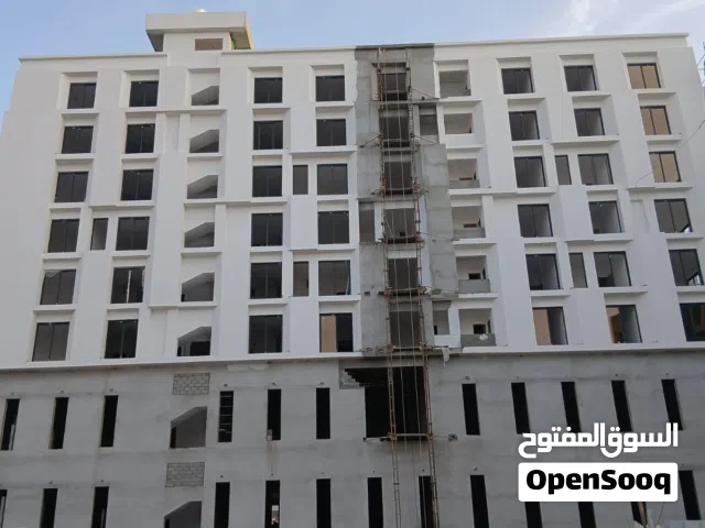 شوروم للإيجار بمبني جديد بافضل مواقع في بوشر بشارع المها مكون من طابقين