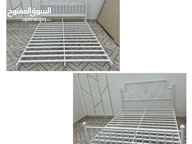 سرير حديد مستعمل فتره بسيطه سبب البيع تغيير