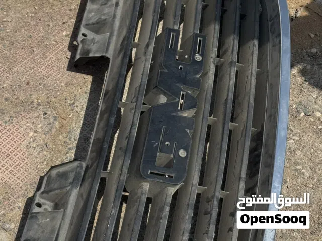 شبك امامي يوكن 2009 وكاله استعمال قصير