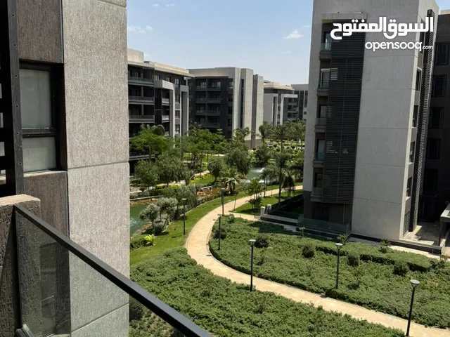 مدينتي بريفادو مفروشة بالكامل جميع الاجهزة جديدة أول مرة تسكن