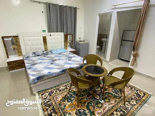 استديو مفروش الخوير 180 Studio furnished 180 alkhwair شامل ماء و كهرباء وانترنت