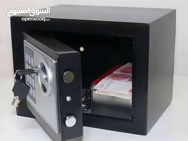 خزنه قياس وجديد 20/ 30 / 20 الوزن 4 كليو