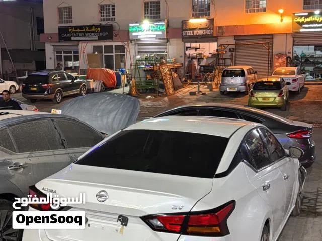 التيما 2020 altima 2020 و 15،16،17،18،،19 15161718 nissan نيسان كل الاغراض موجوده