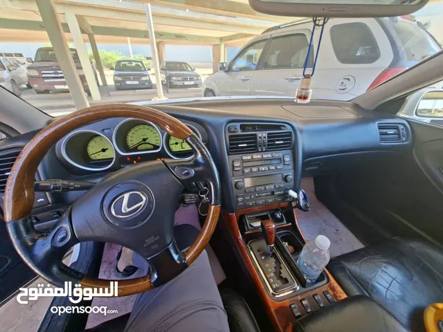 لكسز GS300 2004، سيارة اكابر والبيع قبالة سعر كويس.