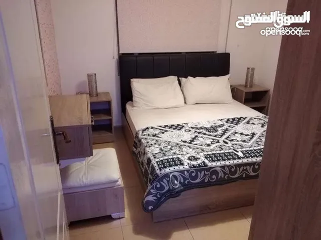 استديو مفروش للايجار الشميساني خلف فندق عمان الشام طابق شبه ارضي مساحة 35م
