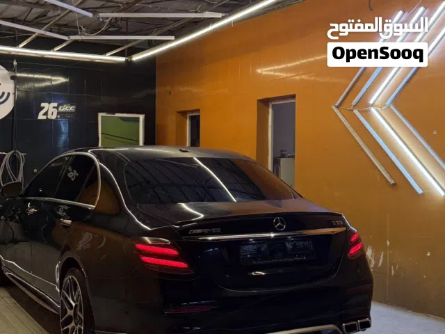 2018 مرسيدس بنز الفئة-E E 300