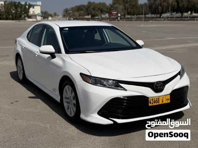 تويوتا كامري 2020 للبيع