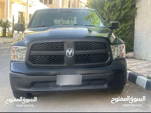 دوداج رام للبيع بسعر مغررري جداً موديل 2017 البيع بداعي السفر 1500 هيمي 5.7 أساسية - عداد قليل -