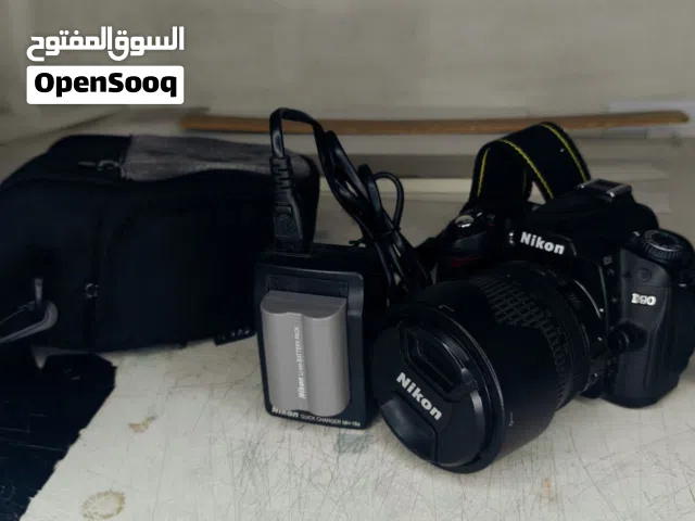 كاميرا احترافية Nikon D90 مع حقيبة وعدسة و بطارية متكاملة