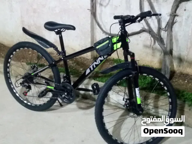 بسكليت للبيع (شاهد الوصف)